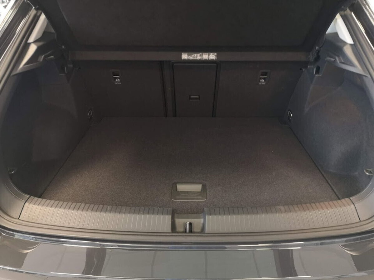 Volkswagen T-Roc 1.0 TSI Business BlueMotion Technology (14)