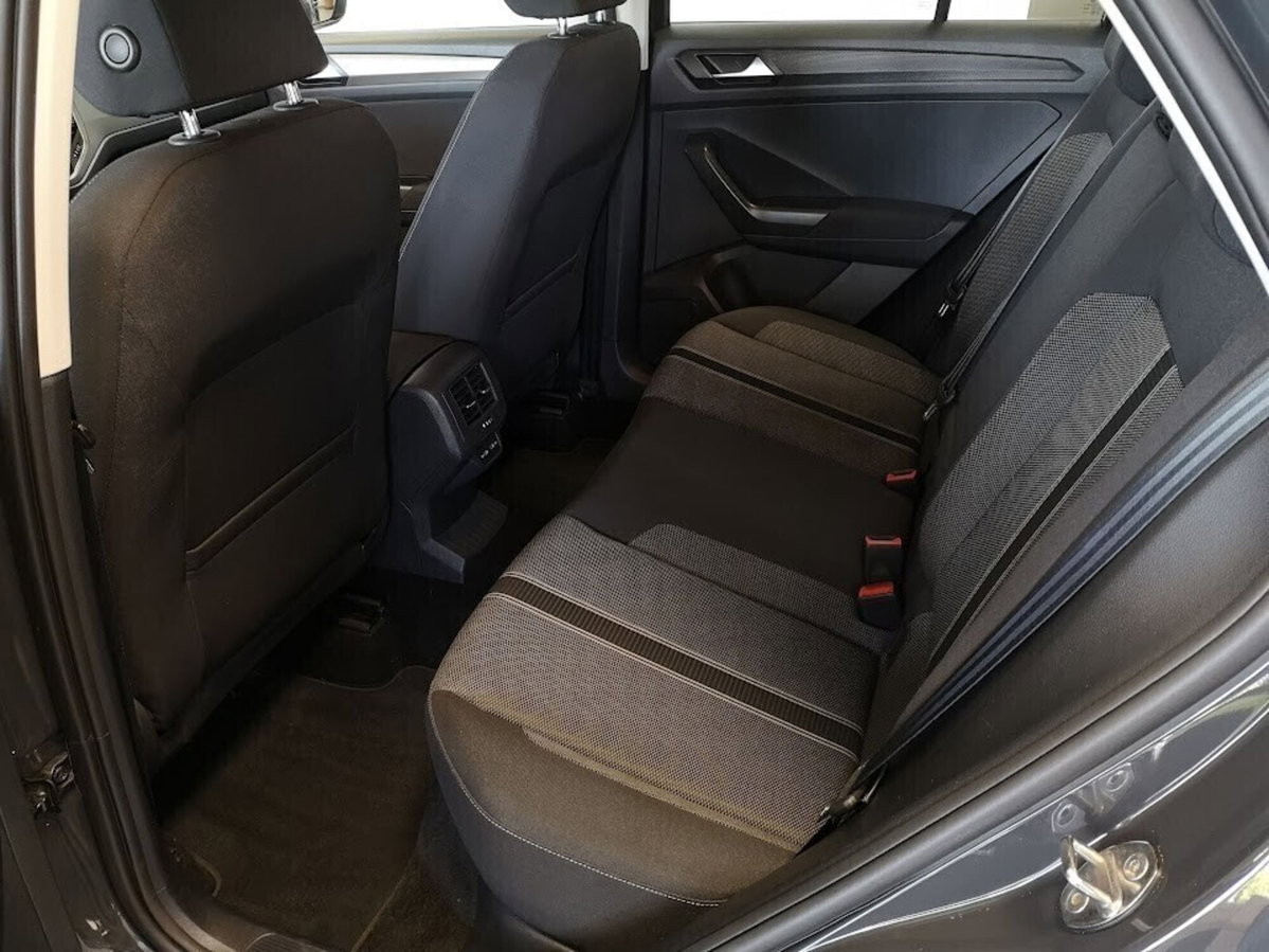 Volkswagen T-Roc 1.0 TSI Business BlueMotion Technology (16)