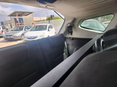 Nissan Qashqai 2.0 dCi DPF Tekna (6)