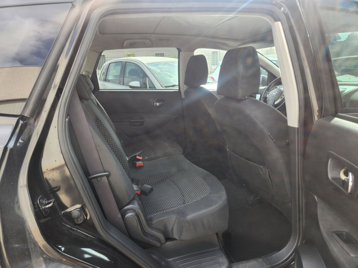Nissan Qashqai 2.0 dCi DPF Tekna (7)
