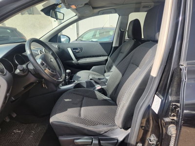 Nissan Qashqai 2.0 dCi DPF Tekna (9)