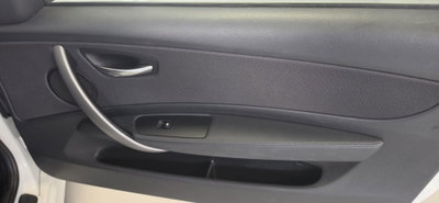 BMW Serie 1 116d 2.0 116CV cat 3 porte Attiva DPF (6)