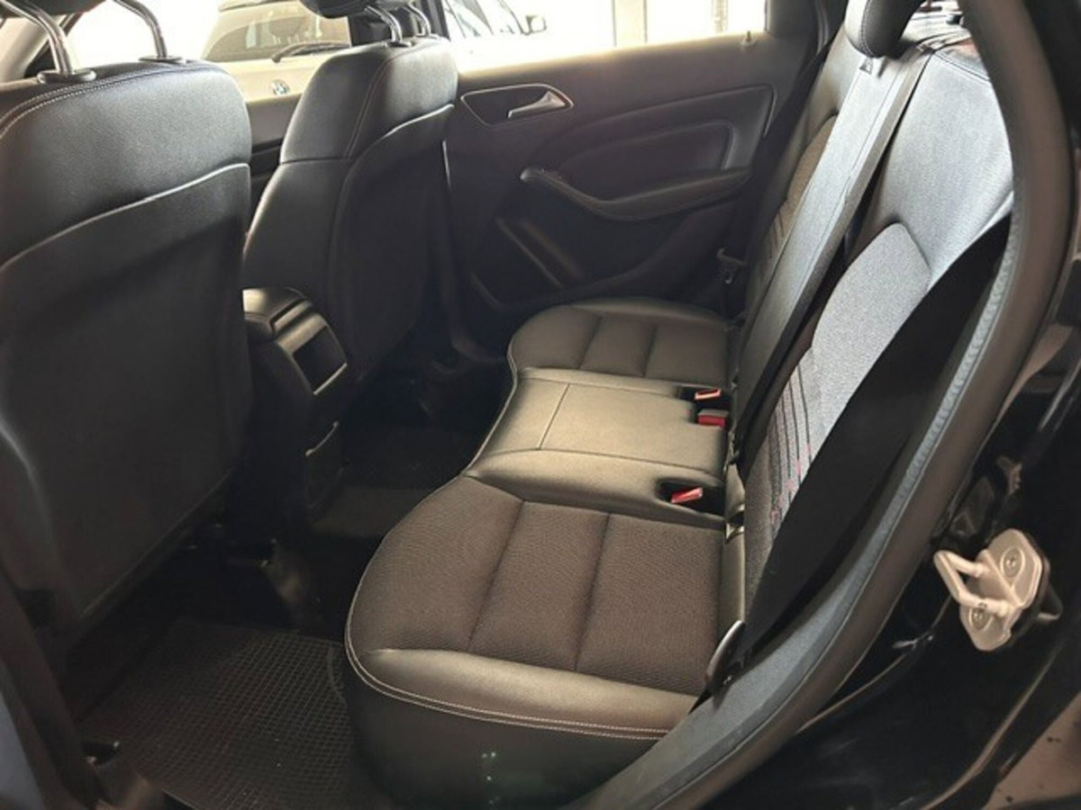 Mercedes-Benz Classe B 180 CDI Executive (12)