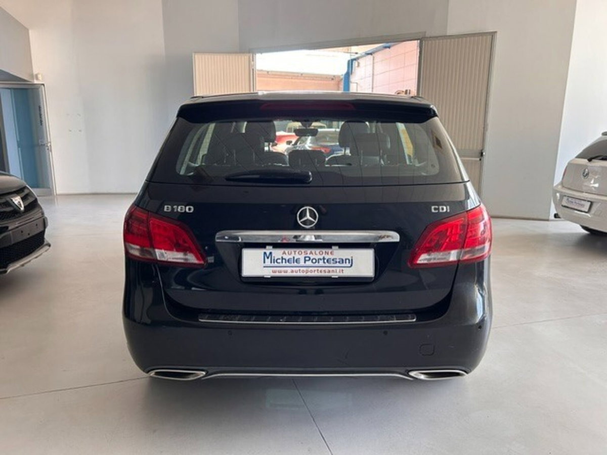 Mercedes-Benz Classe B 180 CDI Executive (16)