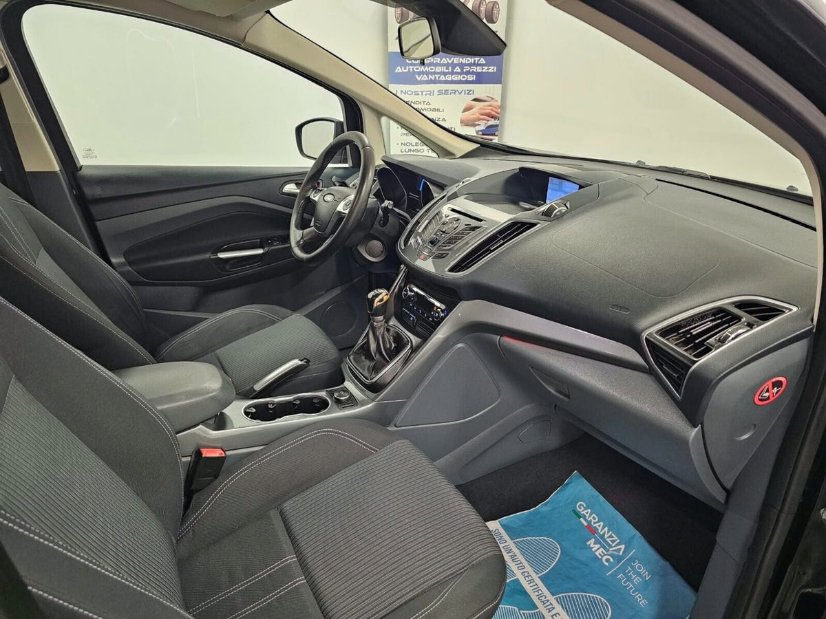 Ford C-Max 1.6 120CV GPL Titanium (17)
