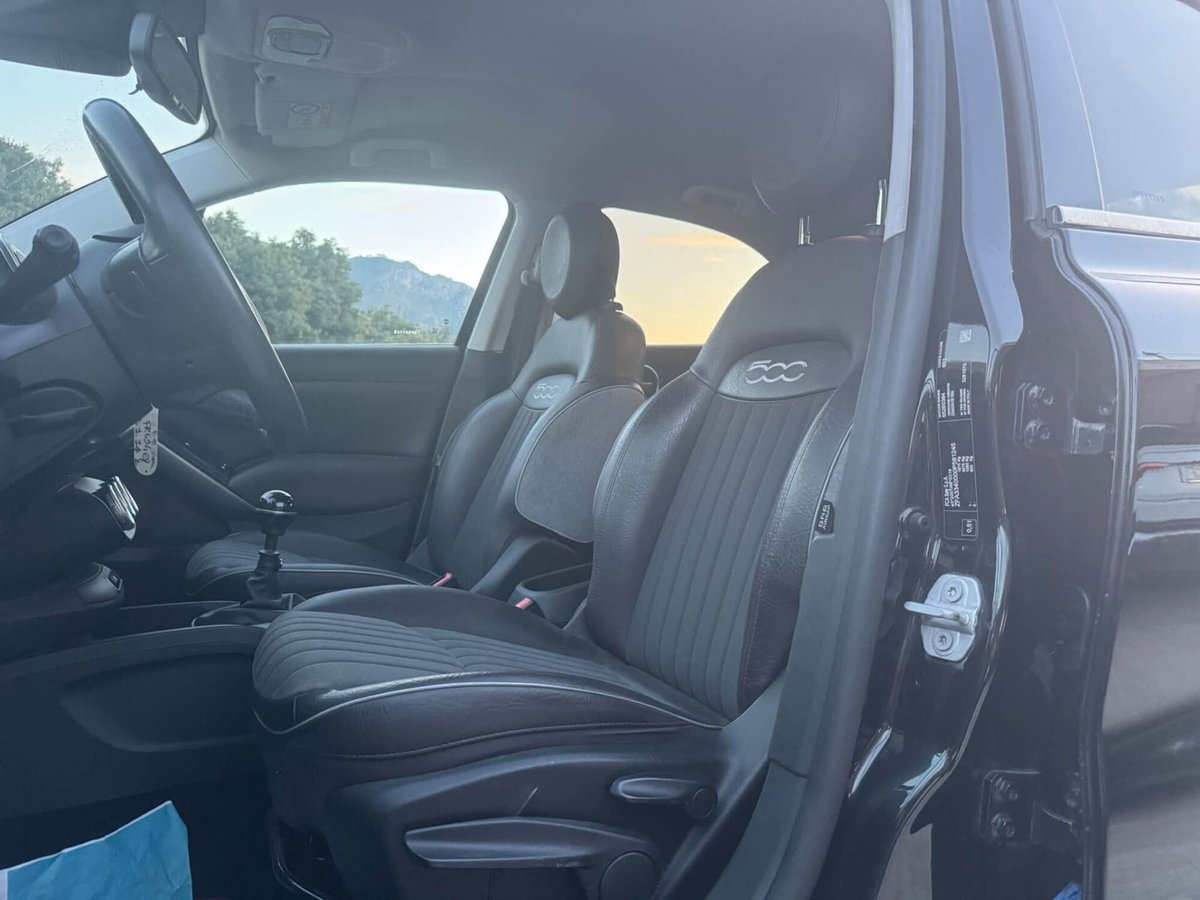 Fiat 500X 1.6 MultiJet 120 CV Lounge (16)