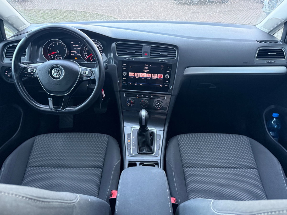Volkswagen Golf 1.5 TGI DSG 5p. Business BlueMotion Technology (13)