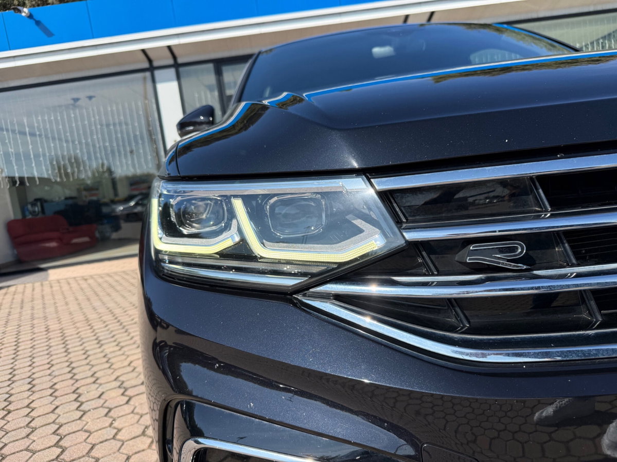 Volkswagen Tiguan 2.0 TDI 150 CV SCR DSG 4MOTION R-Line (8)