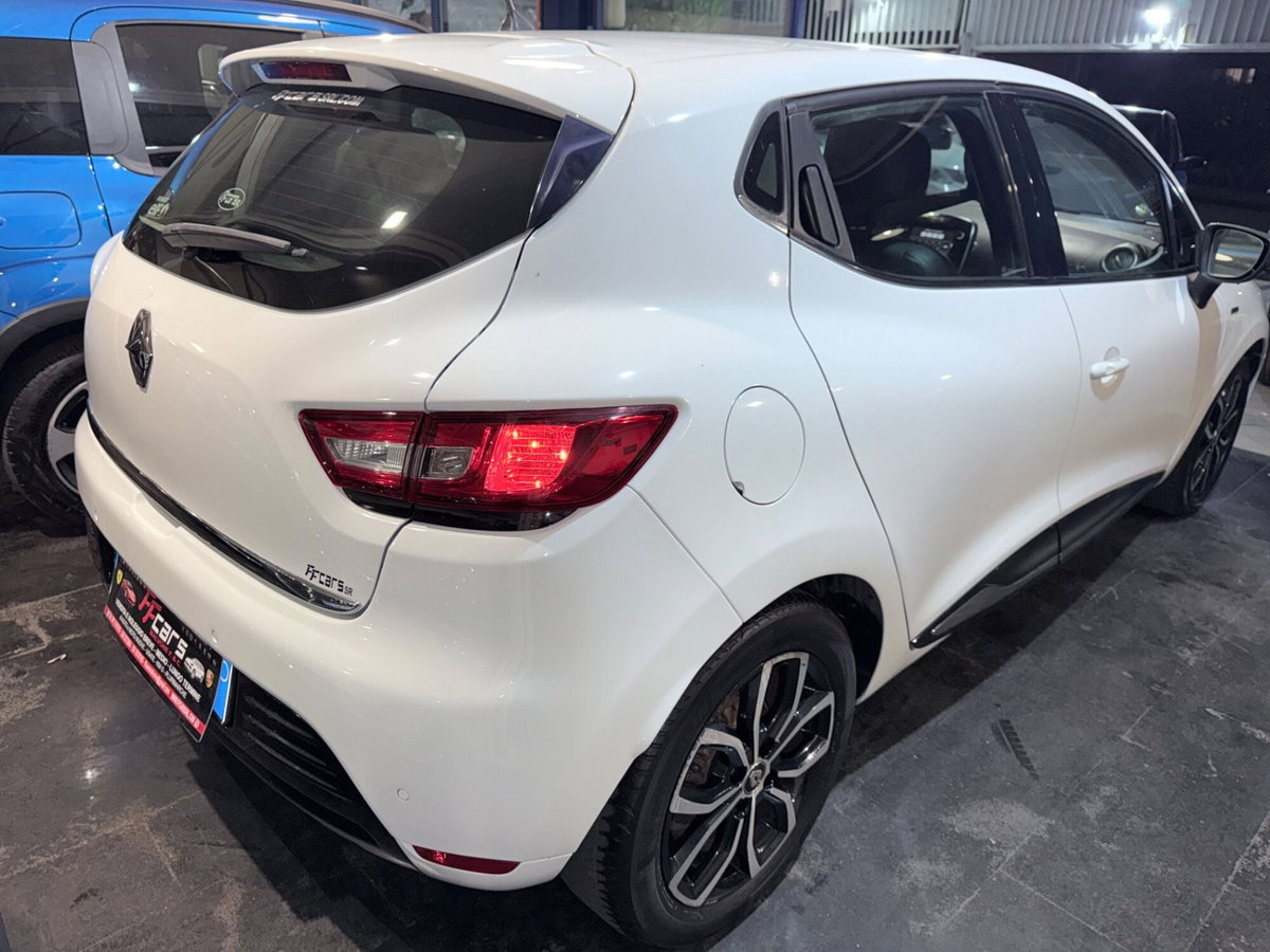 Renault Clio Sporter dCi 8V 90 CV Duel (8)