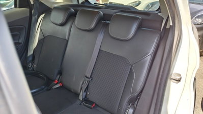 Ford EcoSport 1.5 TDCi 95 CV Titanium S (7)