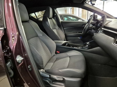 Toyota Toyota C-HR 1.8 Hybrid E-CVT Lounge (6)