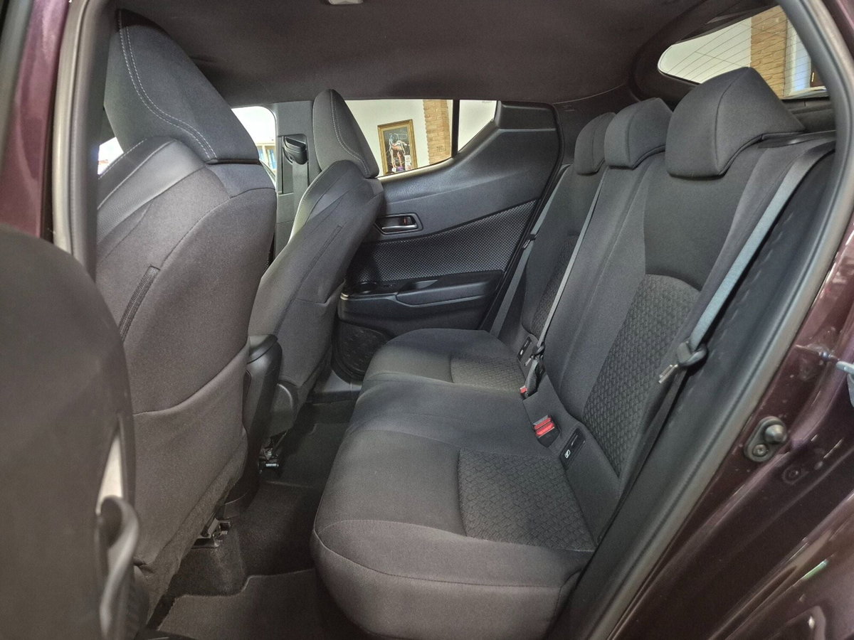 Toyota Toyota C-HR 1.8 Hybrid E-CVT Lounge (7)