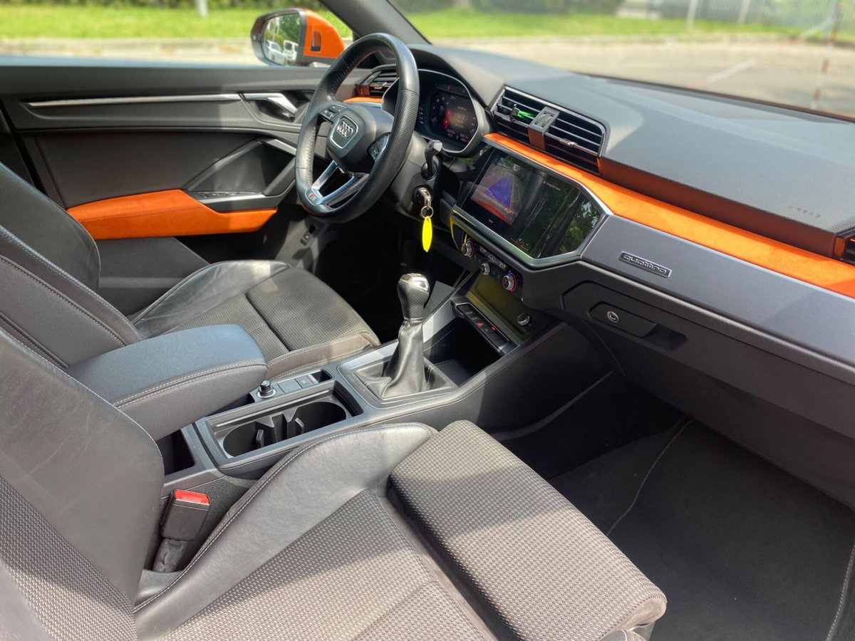 Audi Q3 35 TDI quattro S line edition (12)