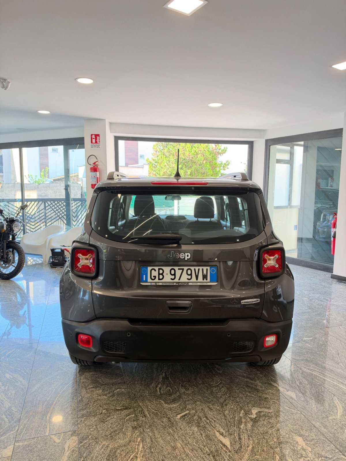 Jeep Renegade 1.6 Mjt 120 CV Limited (5)
