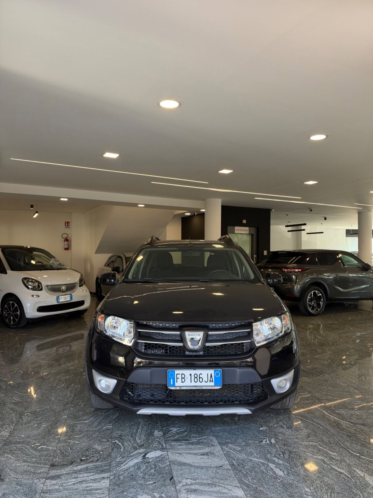 Dacia Sandero Stepway 1.5 dCi 8V 90CV Prestige (2)