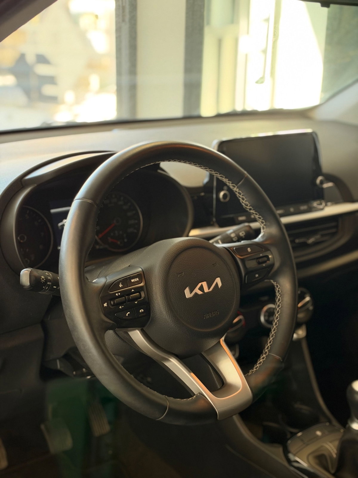 Kia Picanto 1.0 12V 5 porte AMT Style (14)