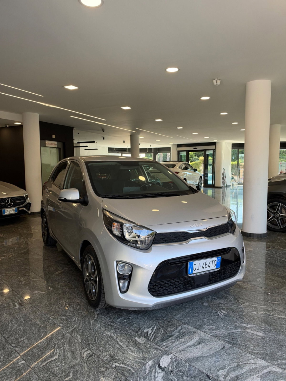 Kia Picanto 1.0 12V 5 porte AMT Style (6)
