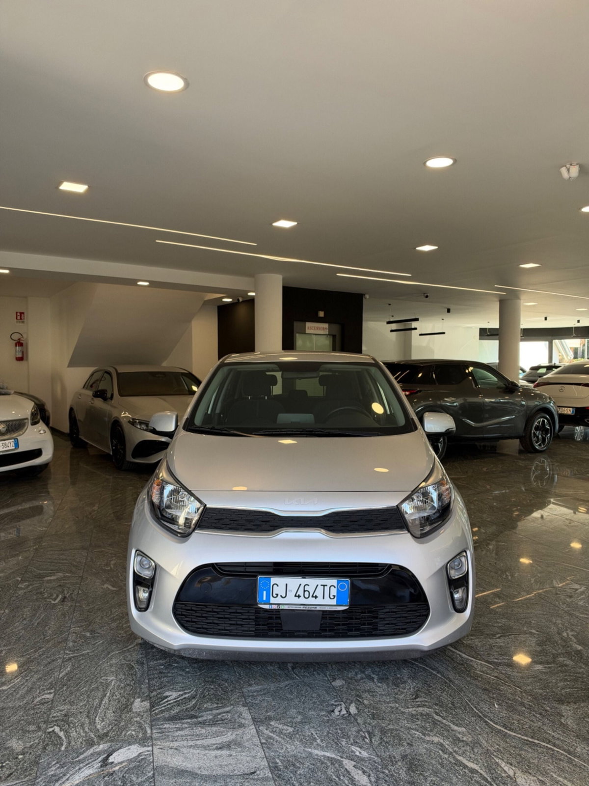Kia Picanto 1.0 12V 5 porte AMT Style (7)
