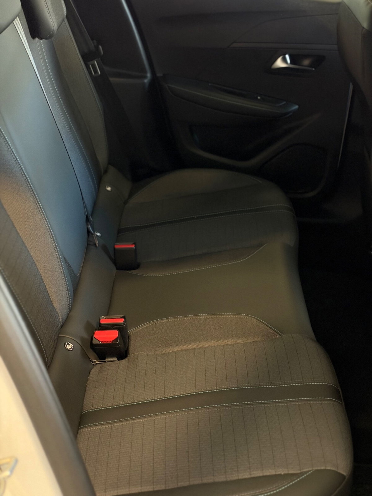 Peugeot 208 BlueHDi 100 Stop&Start 5 porte Allure Pack (12)