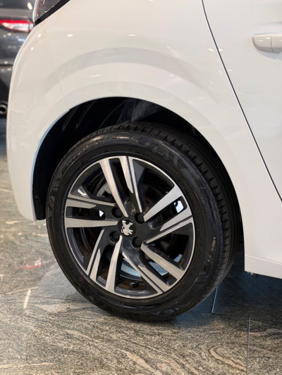 Peugeot 208 BlueHDi 100 Stop&Start 5 porte Allure Pack (14)