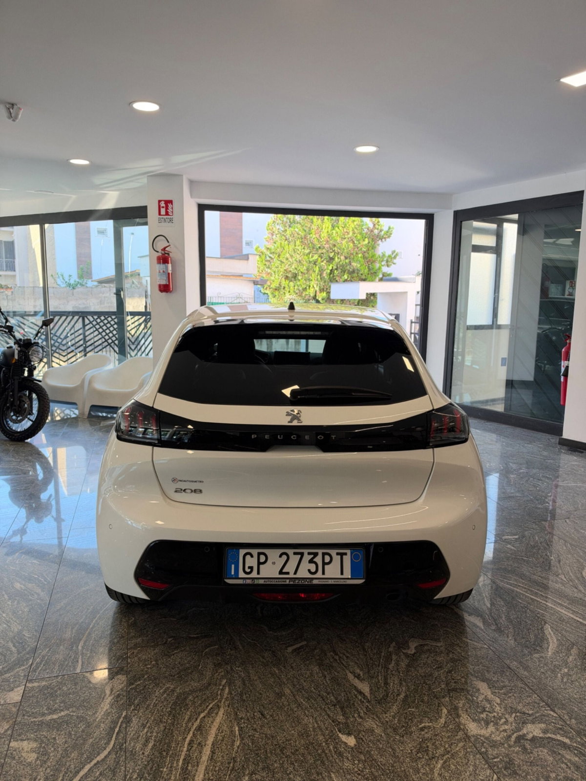 Peugeot 208 BlueHDi 100 Stop&Start 5 porte Allure Pack (3)