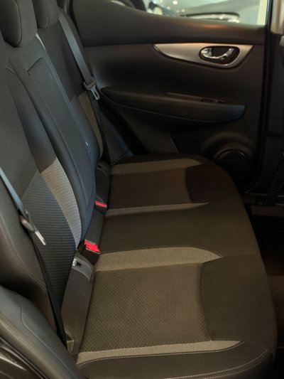 Nissan Qashqai 1.7 dCi 150 CV Tekna (4)