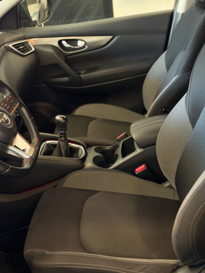 Nissan Qashqai 1.7 dCi 150 CV Tekna (8)
