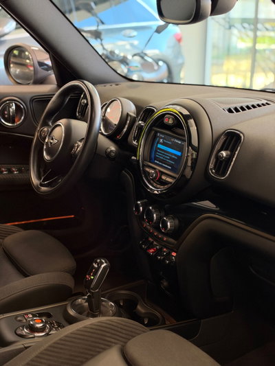 MINI Mini Countryman 2.0 Cooper D Business Countryman (13)