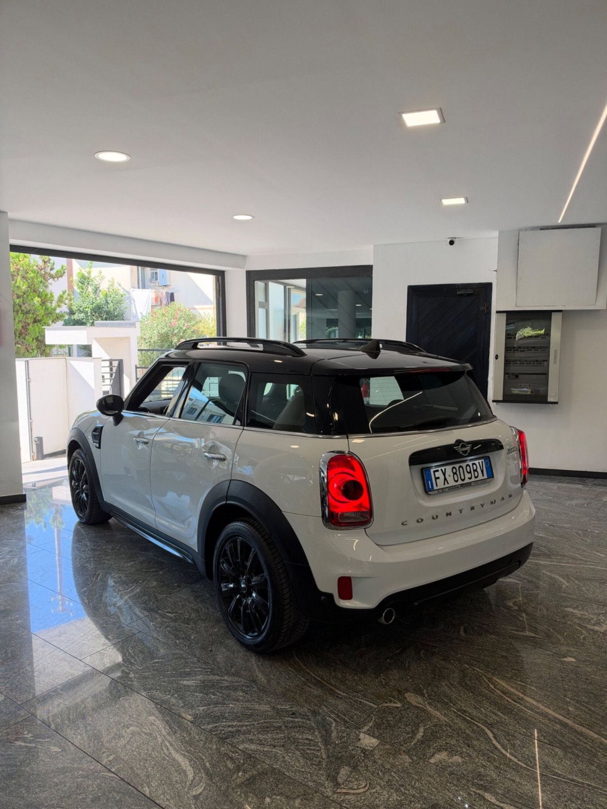 MINI Mini Countryman 2.0 Cooper D Business Countryman (2)