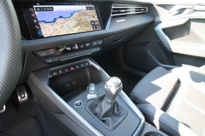 Audi A3 Sportback 30 TDI S line edition (12)