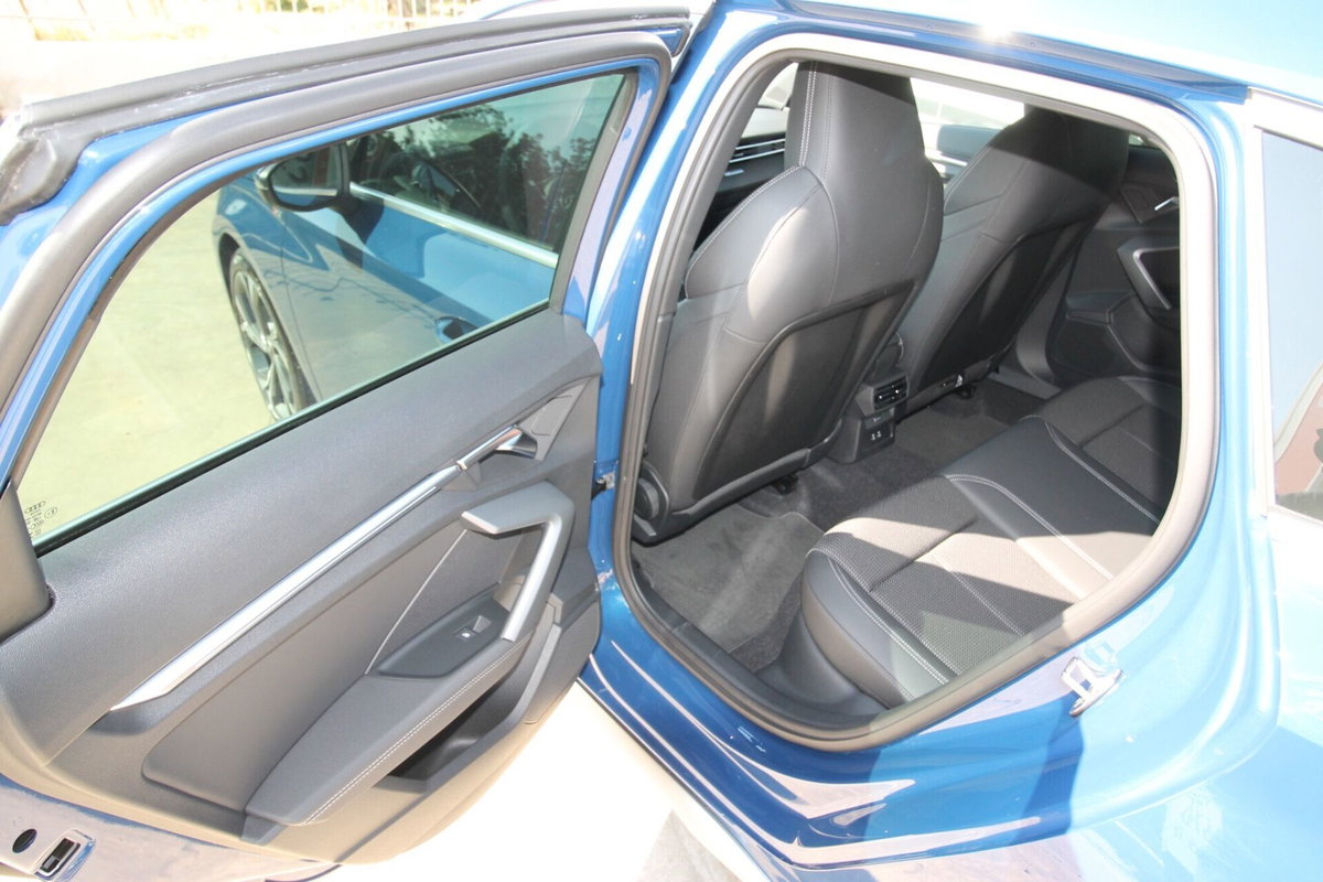 Audi A3 Sportback 30 TDI S line edition (16)