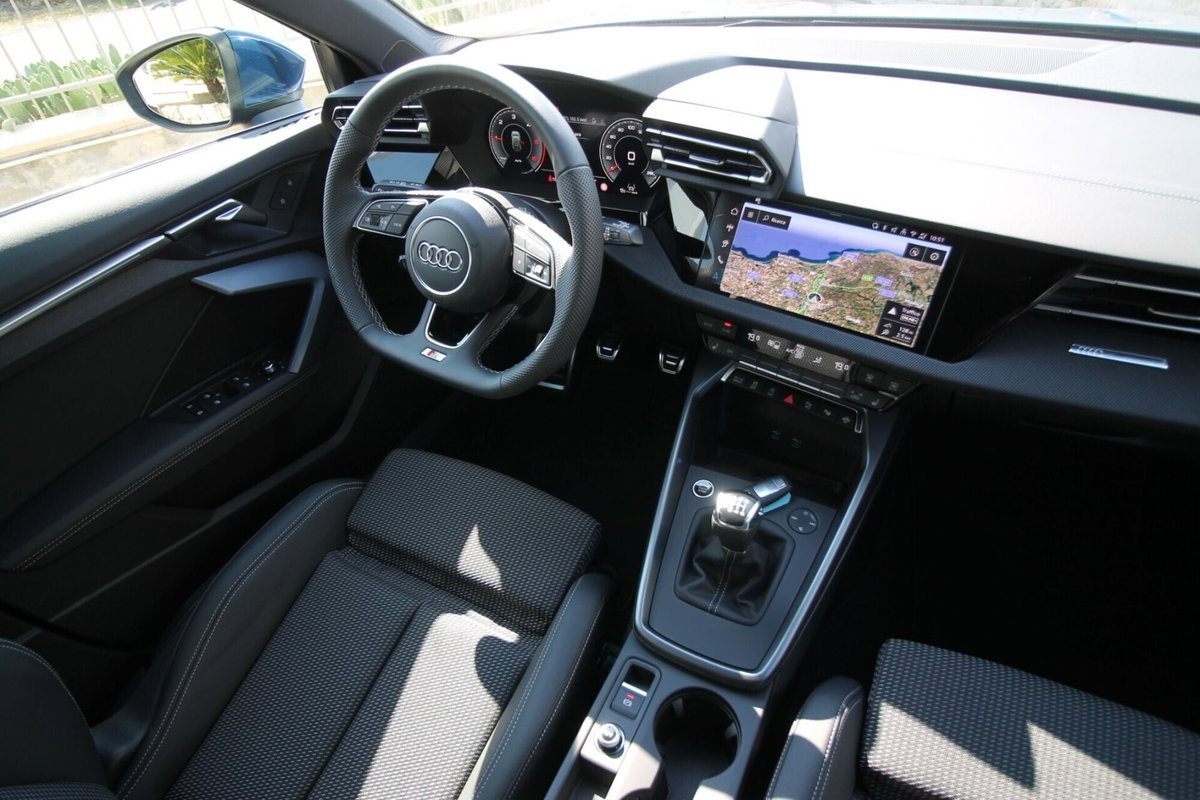 Audi A3 Sportback 30 TDI S line edition (20)
