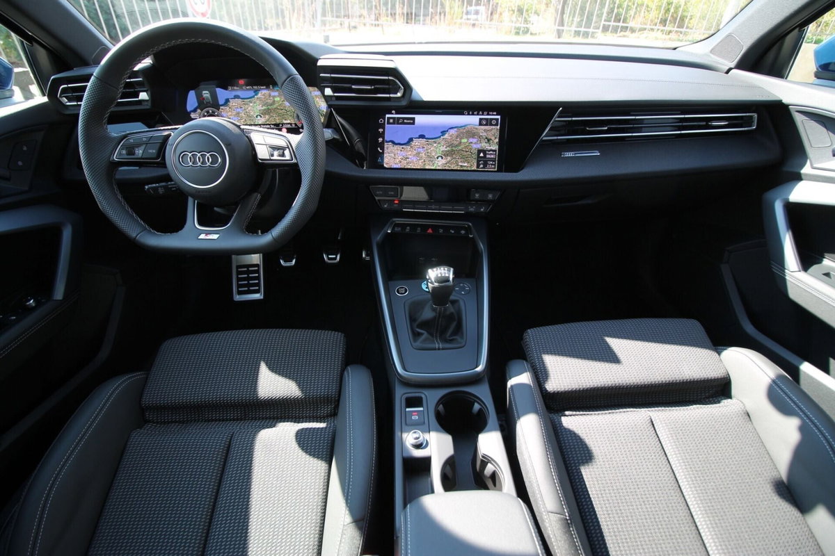 Audi A3 Sportback 30 TDI S line edition (7)