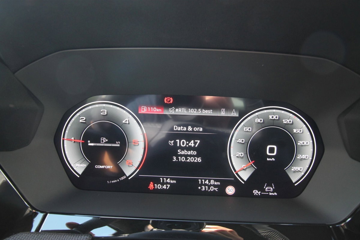 Audi A3 Sportback 30 TDI S line edition (8)