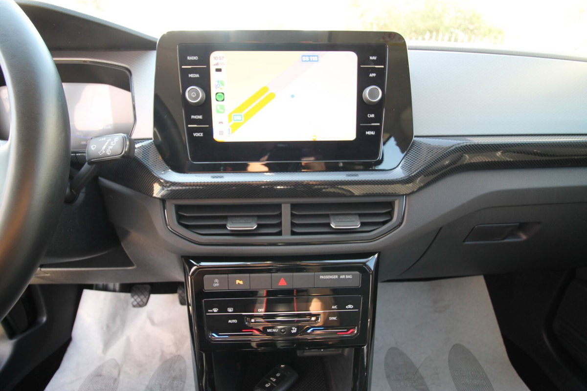 Volkswagen T-Cross 1.0 tsi Life 95cv (11)