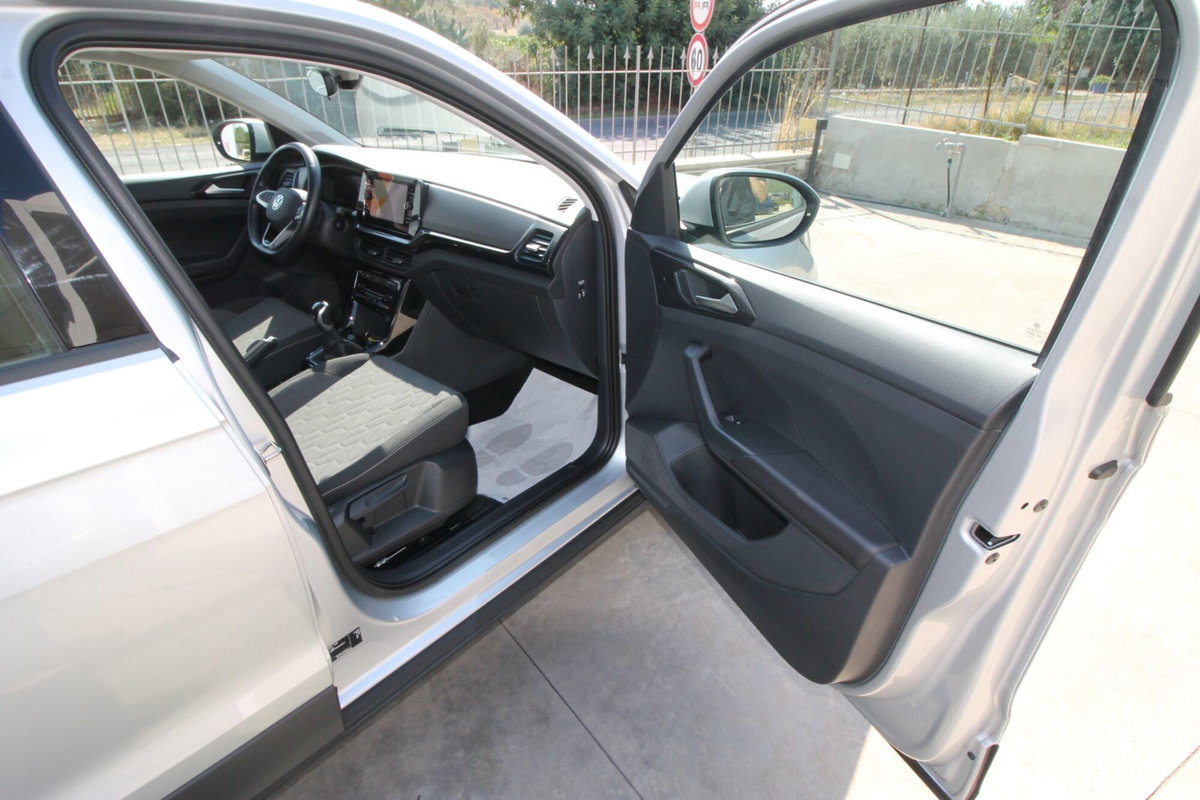 Volkswagen T-Cross 1.0 tsi Life 95cv (18)