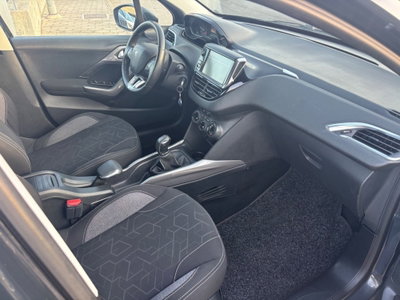 Peugeot 2008 75 Active (12)