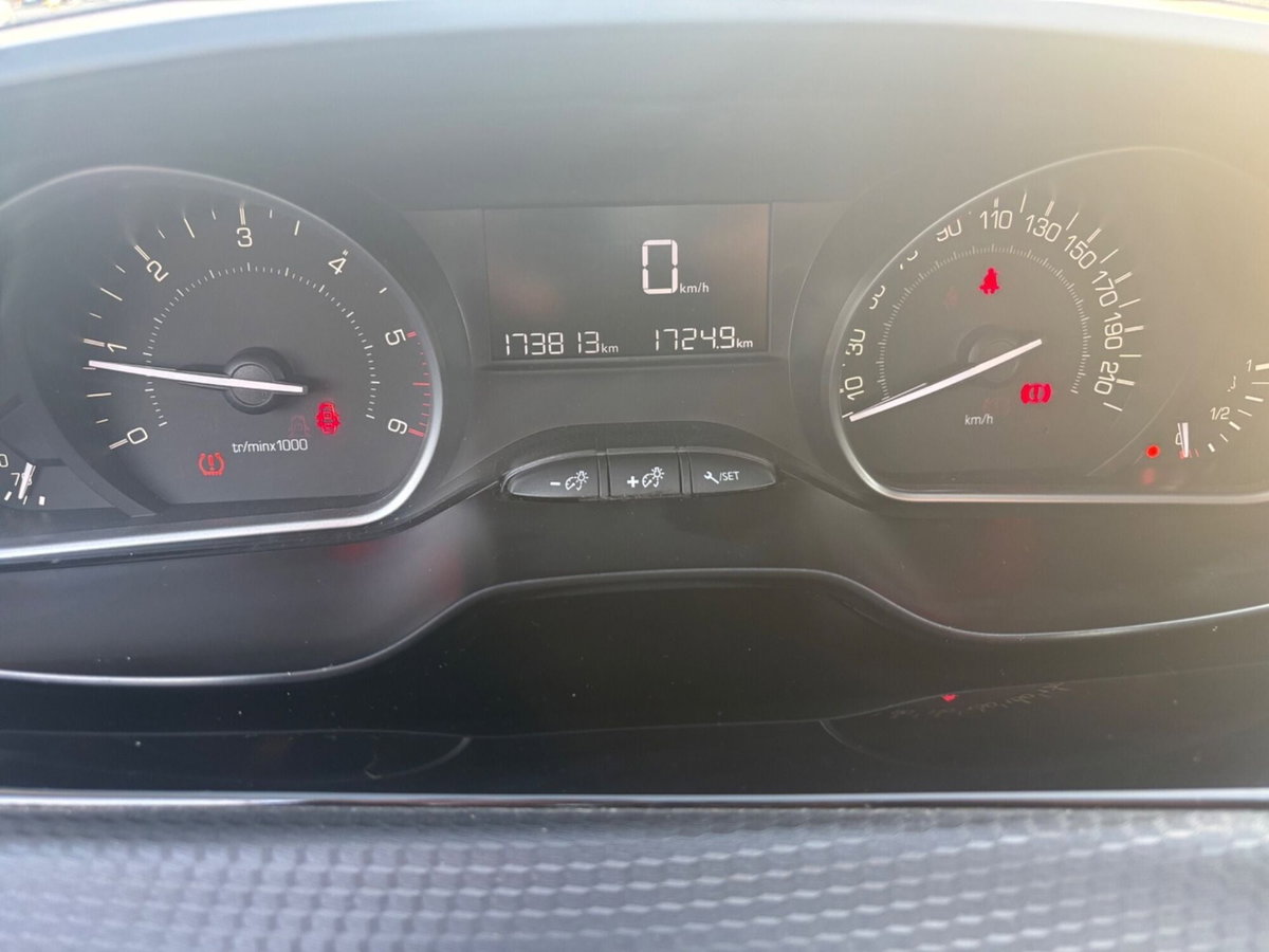 Peugeot 2008 75 Active (18)