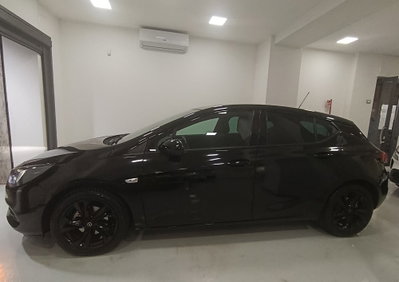 Opel Astra 1.2 Turbo 110 CV S&S 5 porte GS Line (4)