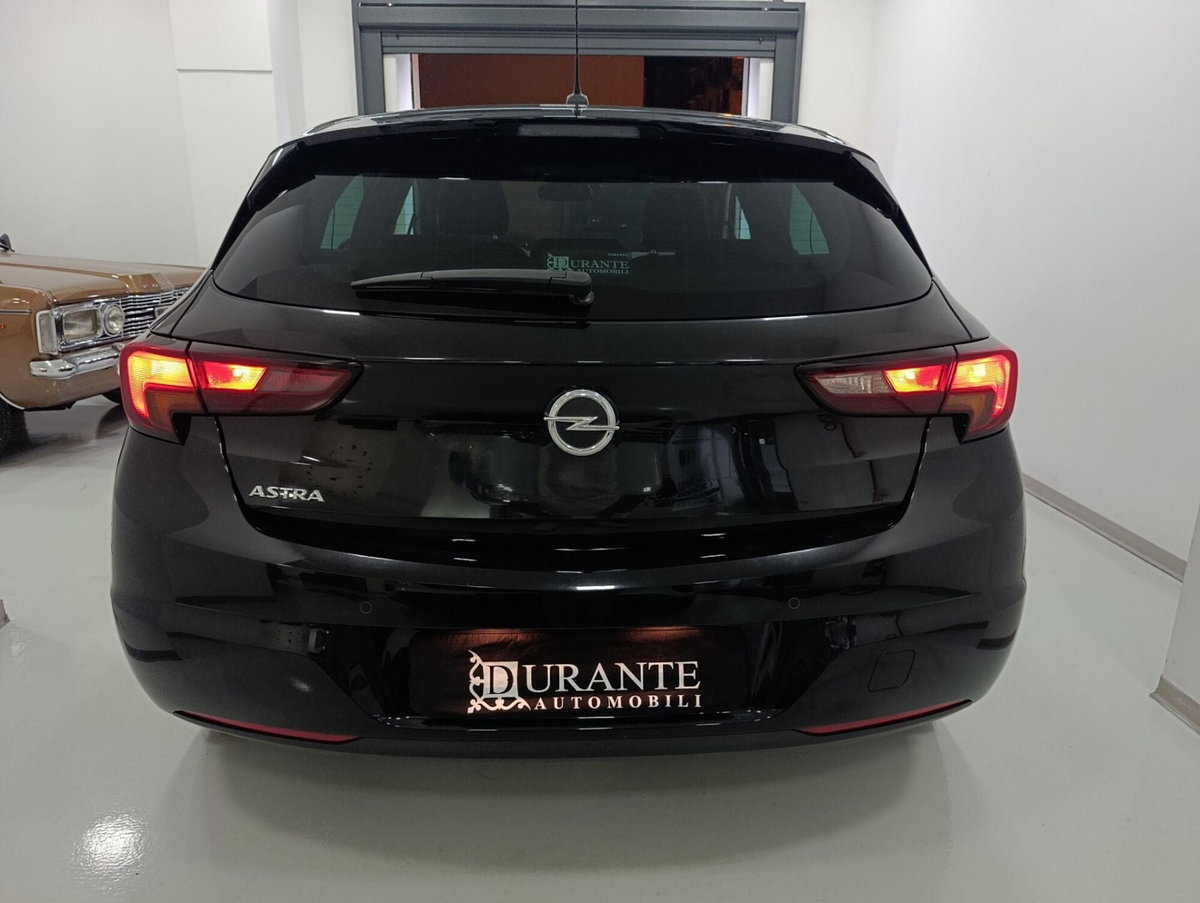 Opel Astra 1.2 Turbo 110 CV S&S 5 porte GS Line (6)