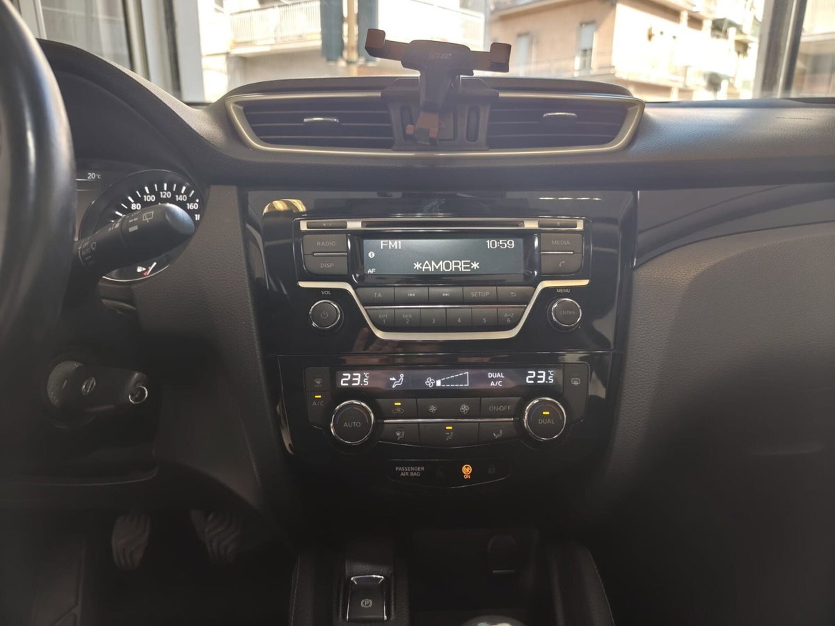 Nissan Qashqai 1.5 dCi Acenta (10)