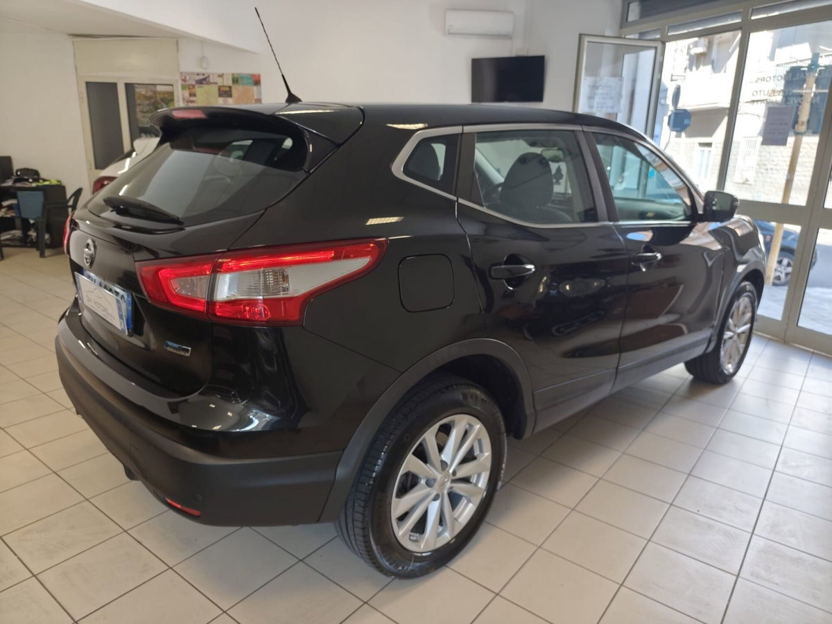 Nissan Qashqai 1.5 dCi Acenta (12)