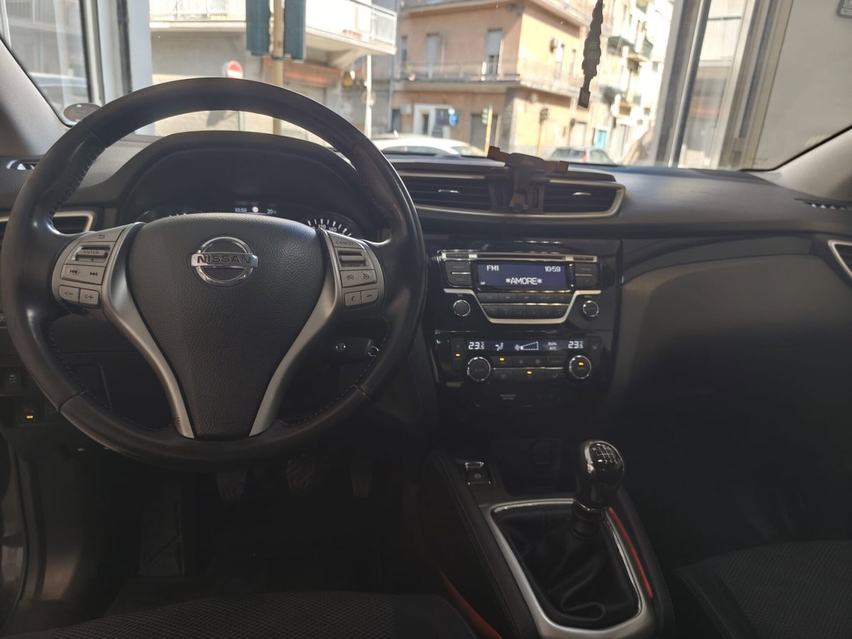 Nissan Qashqai 1.5 dCi Acenta (14)