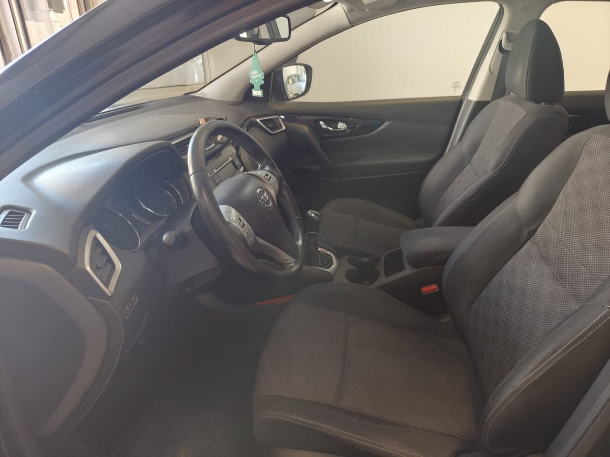 Nissan Qashqai 1.5 dCi Acenta (5)
