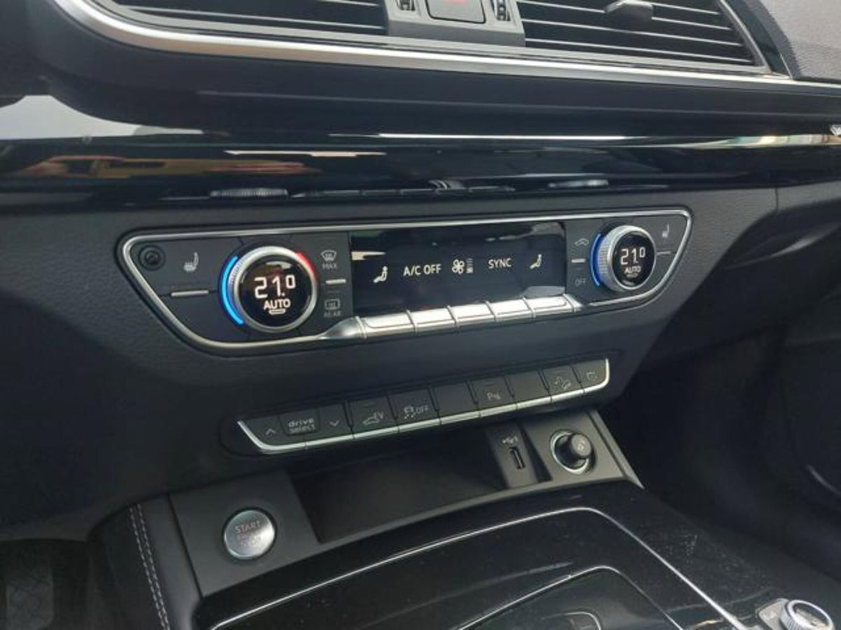 Audi Q5 45 2.0 tfsi mhev 12V S line quattro s-tronic (14)