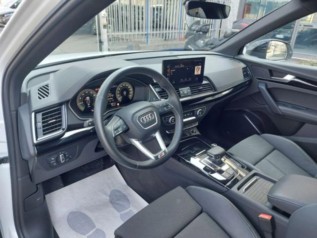 Audi Q5 45 2.0 tfsi mhev 12V S line quattro s-tronic (8)
