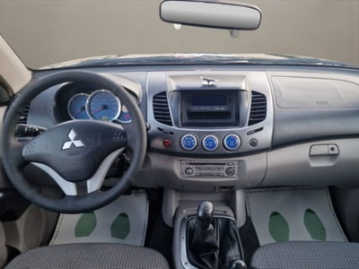 Mitsubishi L200 2.5 DI-D/136CV Double Cab Invite (14)