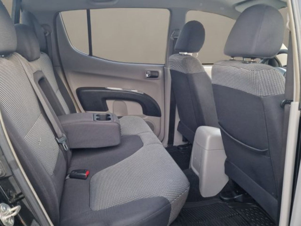 Mitsubishi L200 2.5 DI-D/136CV Double Cab Invite (19)