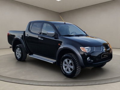 Mitsubishi L200 2.5 DI-D/136CV Double Cab Invite (7)