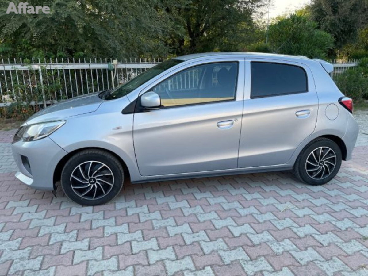 Mitsubishi Space Star 1.2 Intense SDA (2)